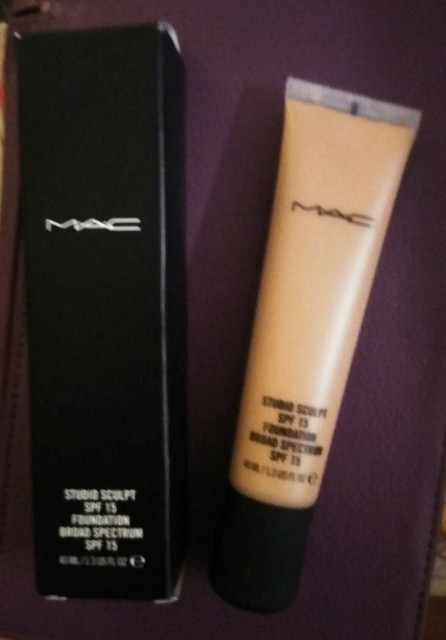 Mac Studio Sculpt Foundation Nc42