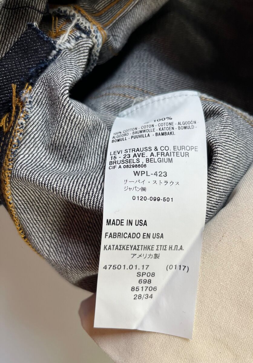 Vintage 90s Levi's LVC 1947 501xx Made in USA R button Vintage 90s Levi's LVC 1947 501xx Made in USA R button