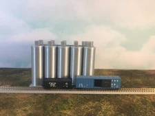 SILVER - Flour Silo SET - Z Scale 1:220 EASY 2 pc Assembly! Your Small Town USA