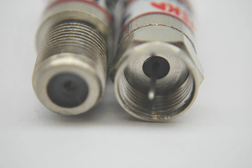 4 ASKA CABLE TV 20dB FIXED ATTENUATOR PADS 5-2300 MHZ - Image 2 of 2