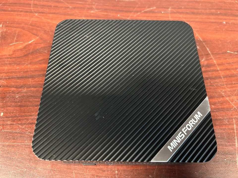 Minisforum UM450 AMD Ryzen 5 4500U 2.4GHz, 16GB RAM, NO SSD/OS/AC #95 - Image 3 of 4