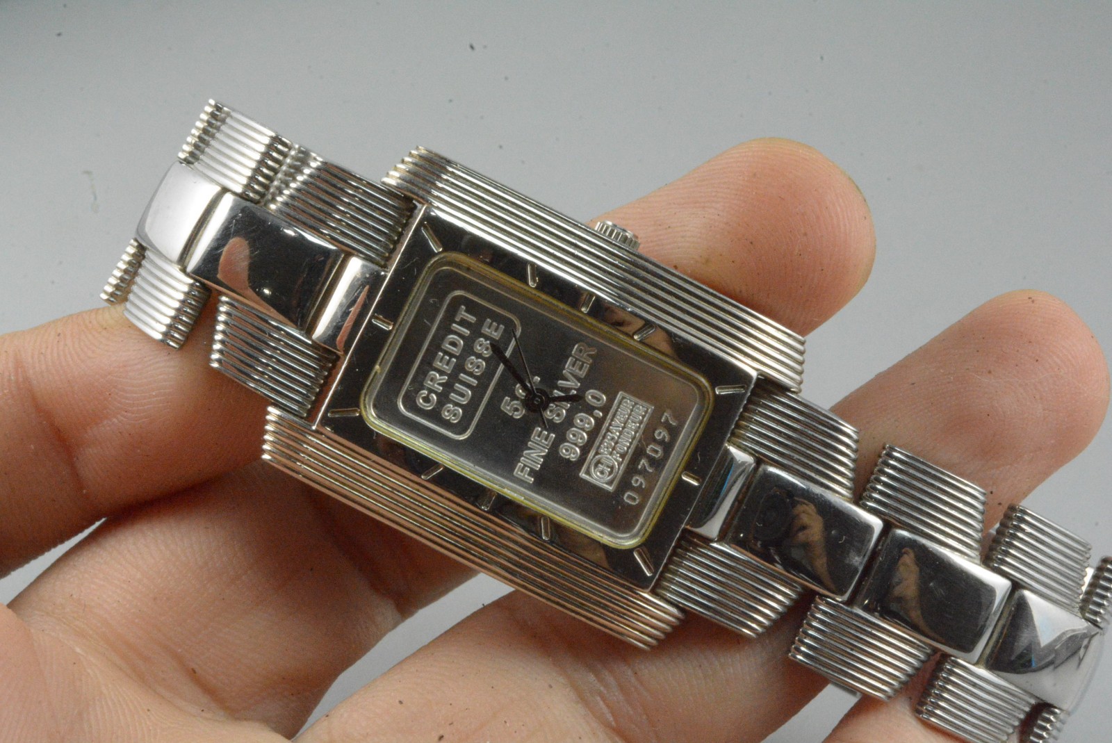 5g Watch Retangular UNISEX 999.0 Silver Credit Fine Vintage Suisse Japan Quartz - vintagewatches.pk