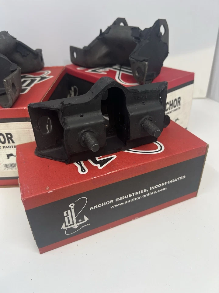 Motor and Transmission Mount Kit for Mustang 302 351 Engine 1966-72 Set of 3 - Imagen 2 de 4