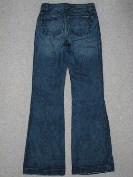 OD15446 ***BLU JEANIOUS*** VAQUEROS ACAMPANADOS PARA MUJER talla 26; ¡BONITOS JEANS! Foto 2 de 4