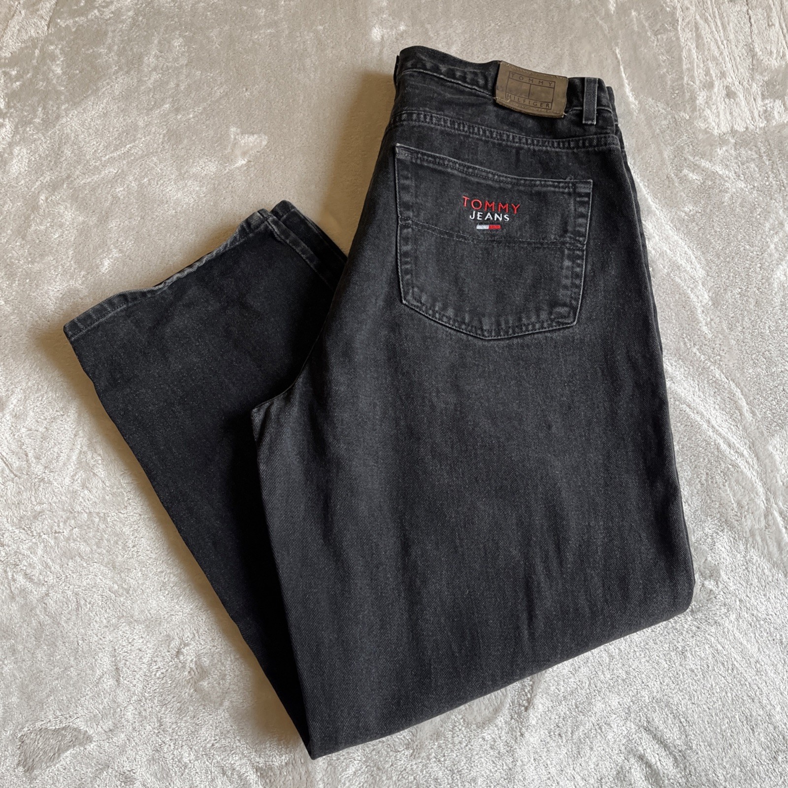 Vintage Y2K 90s Tommy Hilfiger Jeans Black Relaxed Straight Leg Dad Mom Jeans