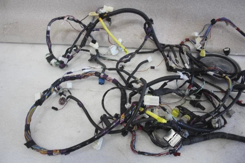 Toyota Celica 2003 2004 2005 carrocería arnés de cableado de piso 82161-2M031 Foto 4 de 4