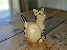 Vintage wooden folk art Hand Crafted Cat figurine sculpture, 9.5". 254