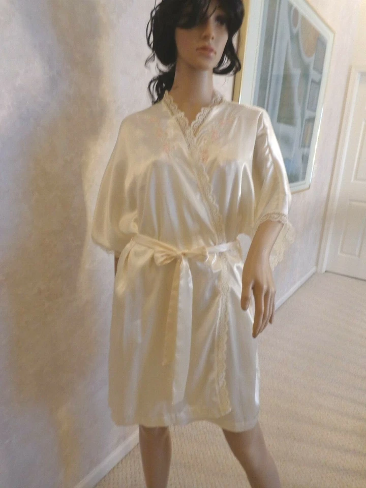 Victoria Secret, Gilligan & O'Malley, etc. Lencería y ropa de dormir para dama (#3117) Foto 2 de 4