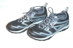 columbia pine bluffs omni tech shoes