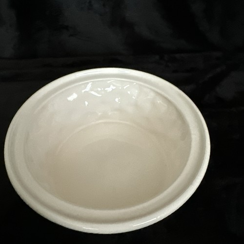 Vintage Porcelain Fruit Basket Bowl - Picture 5 of 7
