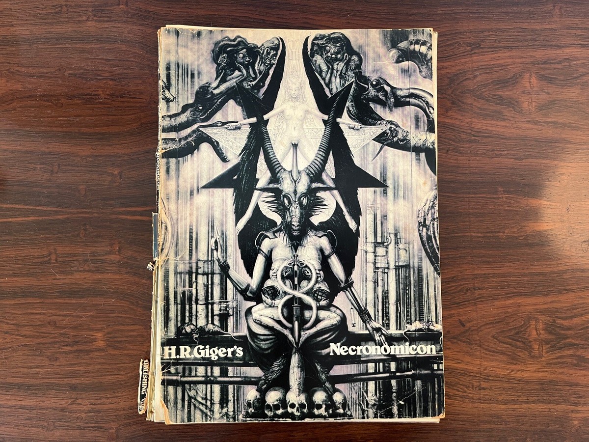 H.R Giger’s Necronomicon Ⅰ H.R. Giger's Necronomicon 1978 Big O Publishing Edition Book