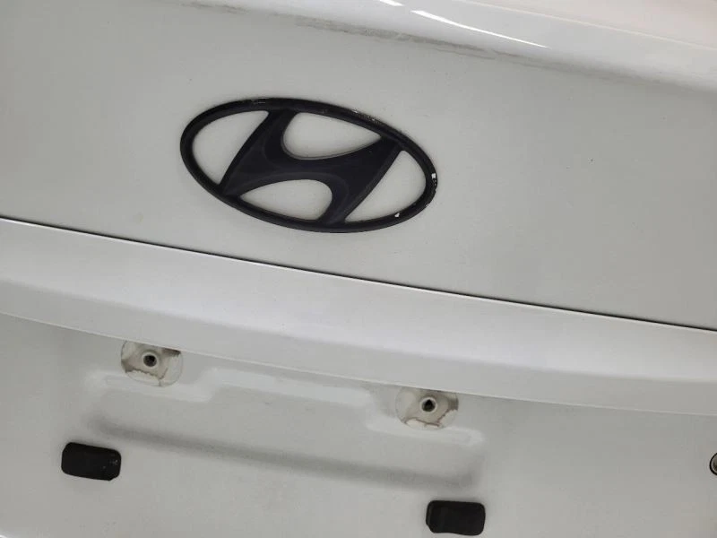 2012-2017 HYUNDAI ACCENT Trunk Hatch Tailgate Sedan White 692001R020 Foto 3 de 4