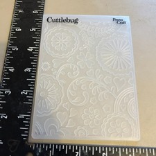 Cuttlebug Floral Scroll Heart Pattern 3D Textured Embossing Folder Cardmaking