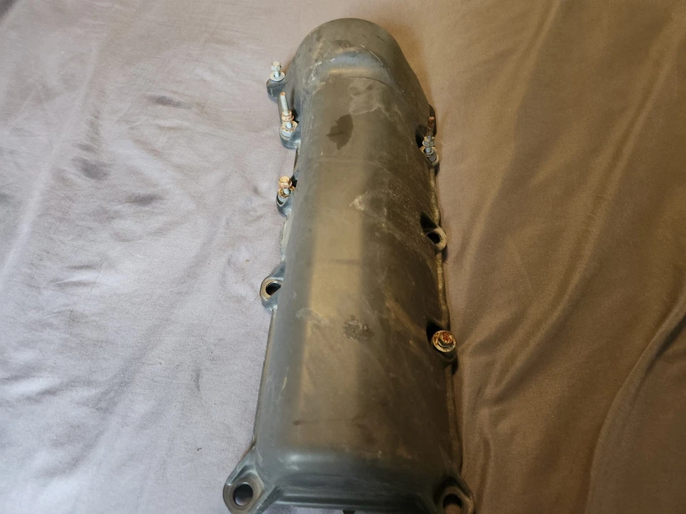 Dodge Dakota Jeep Liberty 2004-2011 3,7 L V6 cubierta de válvula derecha OEM pasajero Foto 2 de 2