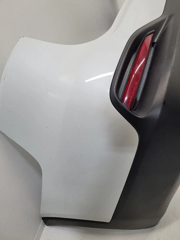 2016 2017 2018 KIA SORENTO Rear Bumper Two Piece Bumper Without Park Assist Foto 3 de 4