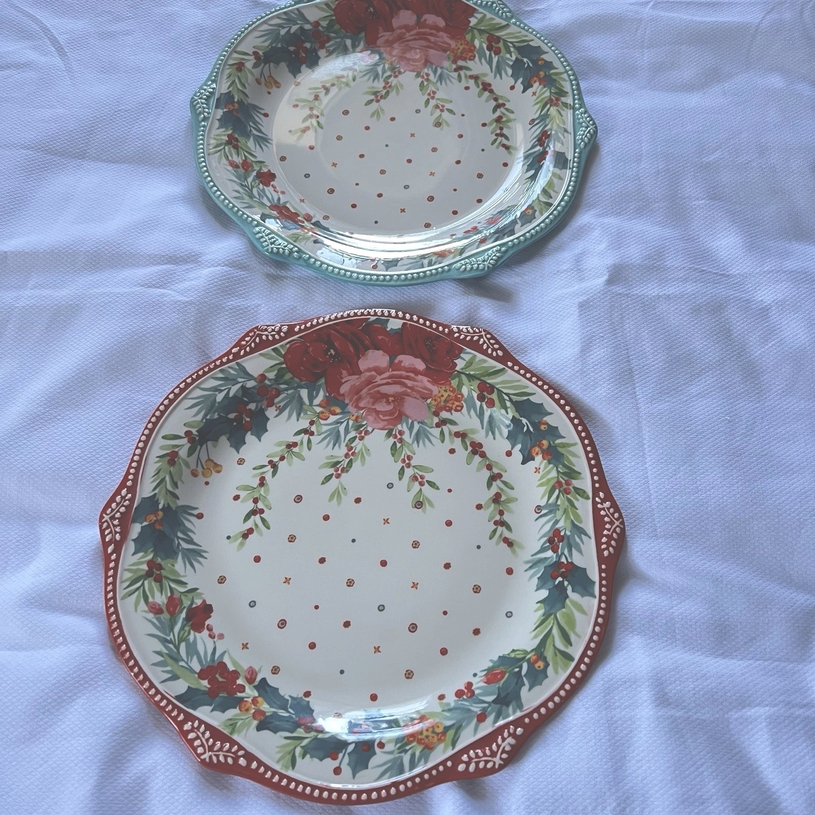 2-Pioneer Woman Cheerful Rose Wreath Red & Aqua Christmas Dinner Plates 11”