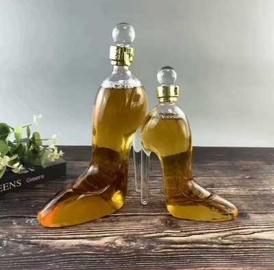 Schuhe Damen u. Herrn Dekantier 0,75 L u. 0,35 L Glaskaraffe Karaffe Wein  Glas