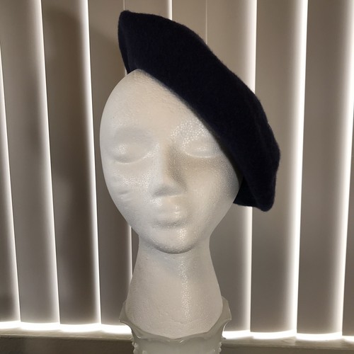 Beret - Picture 6 of 11