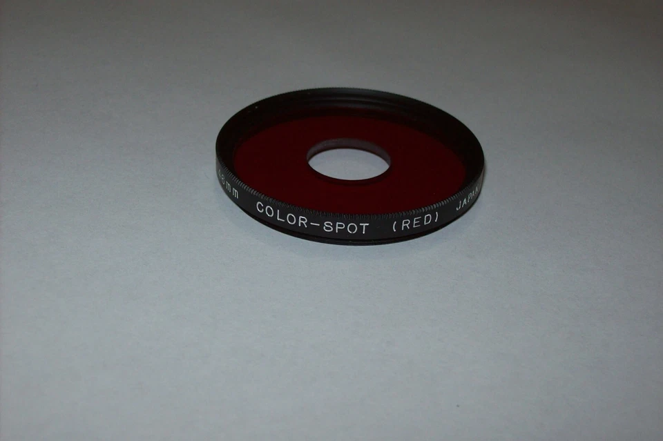 EARLY OLD NEW STOCK HOYA 46MM COLOR-SPOT RED SCREW IN FILTER WITH CASE AND BOX - Image 4 of 4