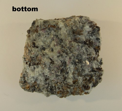 CORINDONE (RUBINO) e CRISTALLI DI FLOGOPITE - 6 cm - STERLING MINING, NEW JERSEY, 25940 - Foto 8 di 9
