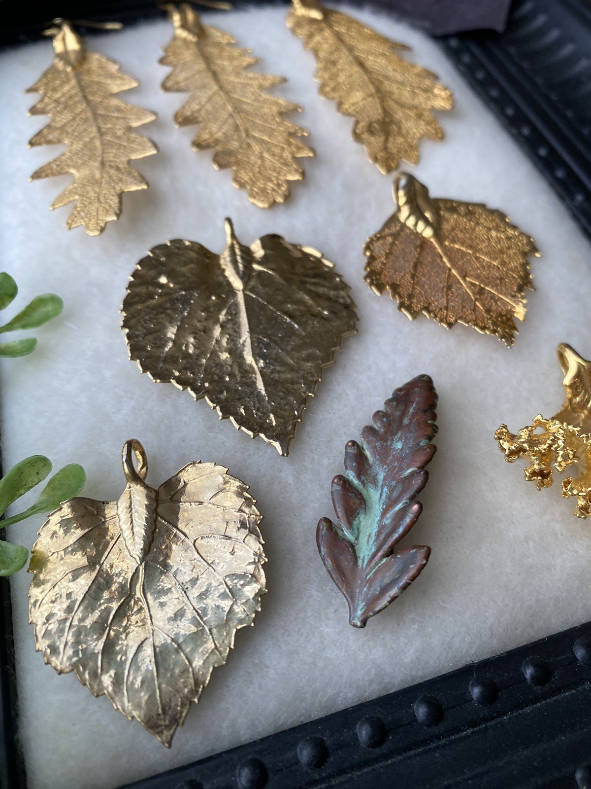 Vintage 24k Gold Dipped Real Leaf Jewelry Pendant… - image 8