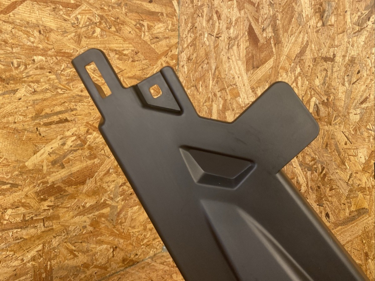 Can-Am OEM Central Right Black Lateral Panel Maverick x3 Max Turbo