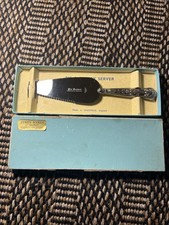 James Ryals BOXED VINTAGE PIE SERVER CAKE SERVER HALLMARKED SILVER HANDLE C1976