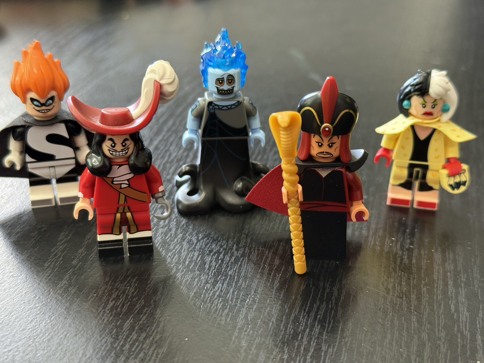 Lego Disney Villains Minifigures Jafar, Captain Hook, Hades, Cruella Syndrome
