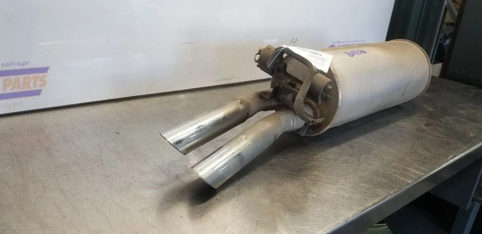 89 NISSAN 300ZX Z31 3.0L REAR EXHAUST MUFFLER - Image 4 of 4