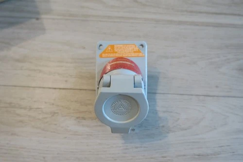 Appleton EFSC175-2023 Model B Interlocked Receptacle with Switch