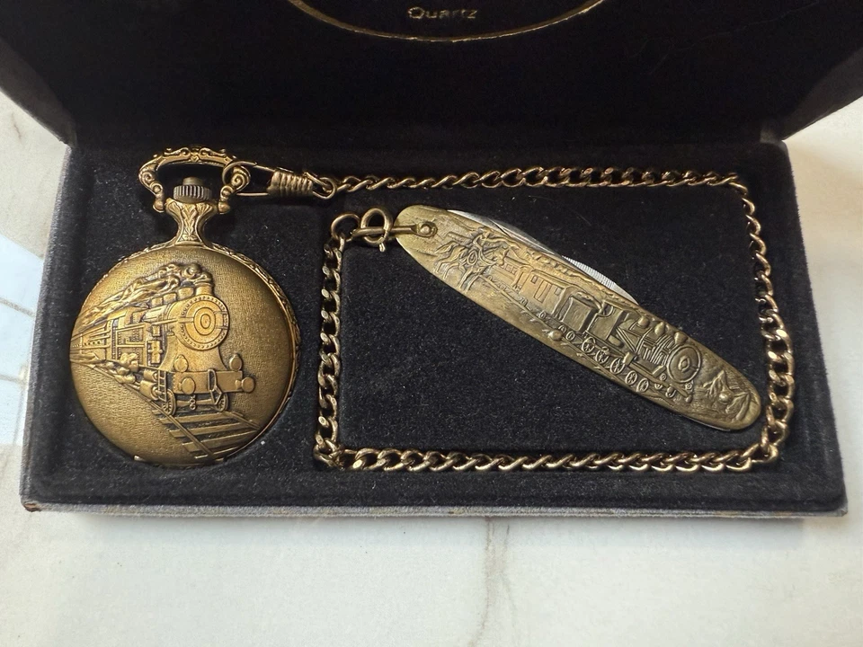 Reloj de Bolsillo Majestron Cuarzo Cadena y Navaja de Bolsillo Diseño Tren - en Caja + Certificado de Autenticidad Foto 3 de 4