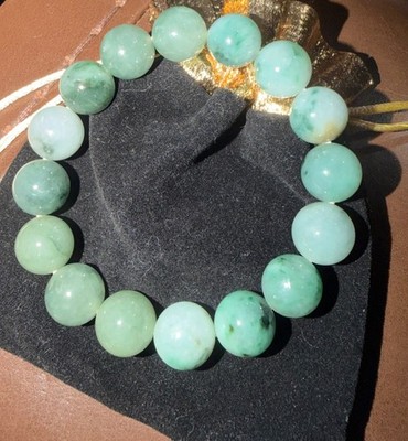Green jade bracelet