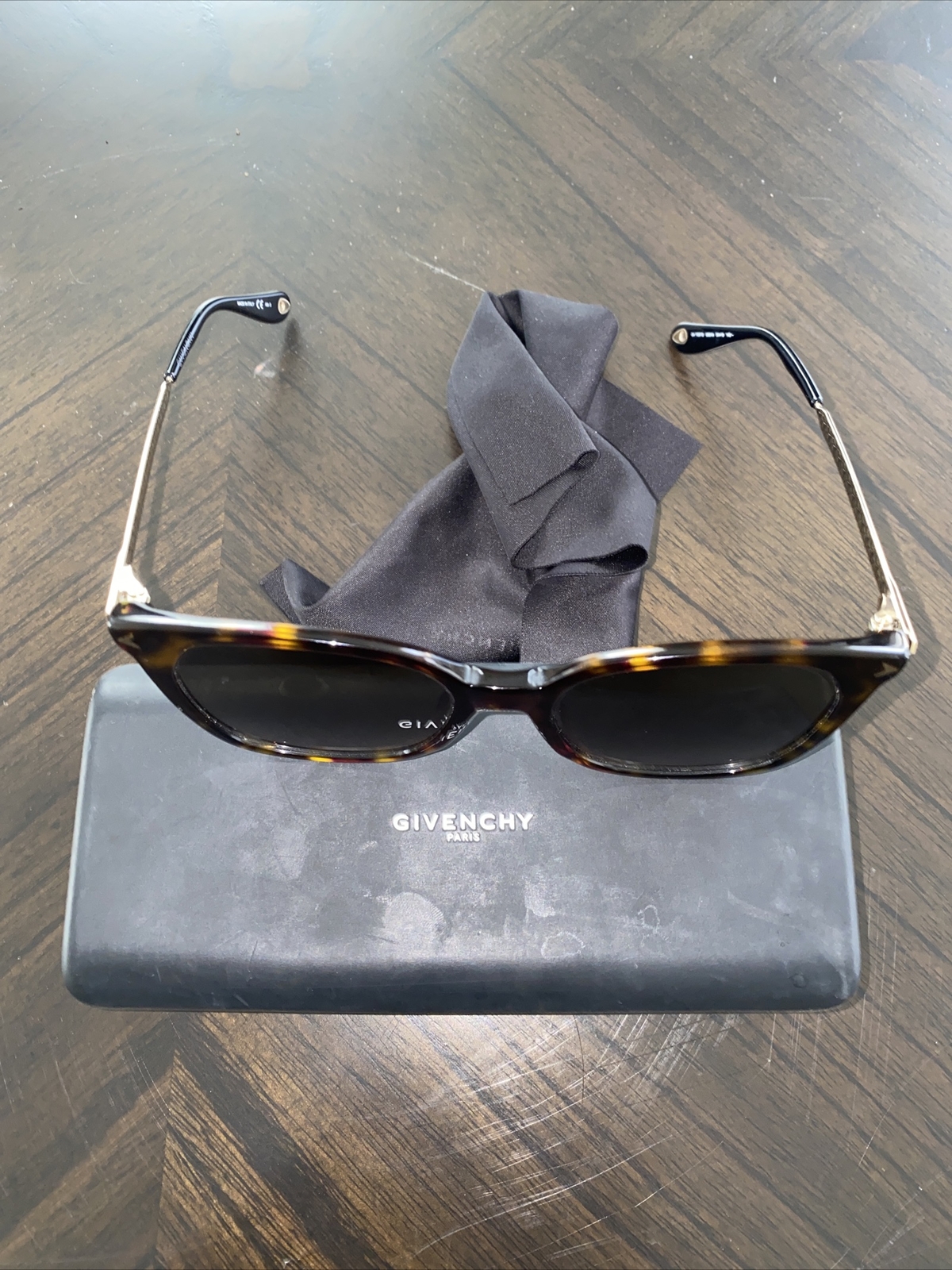 GIVENCHY GV7097 086HA Tortoise Gradient Square Su… - image 1