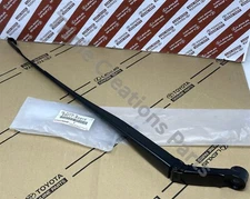 Toyota Genuine 85211-60310 Arm Front Wiper RH 8521160310 OEM