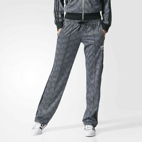 Adidas TRACK PANTS XS ナイトインディゴ adidas BAGGY TRACK PANTS ナイトインディゴ（アディダス バギー