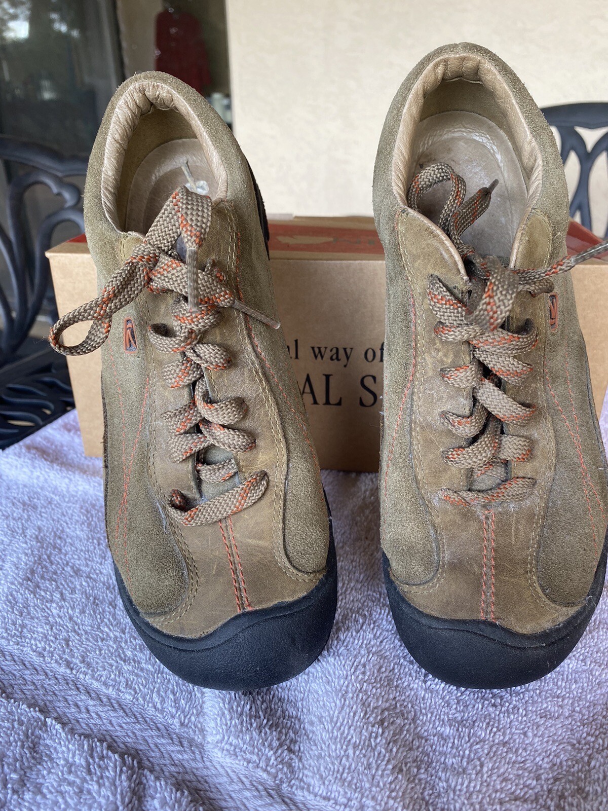 Keen Donna US 7 EU 37. 5 scarpe da passeggio escursionismo Oxford in pelle comfort 0608