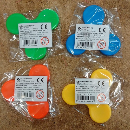 12 MINI FINGER FIDGET SPINNER TOYS BOYS GIRLS BIRTHDAY PARTY BAG