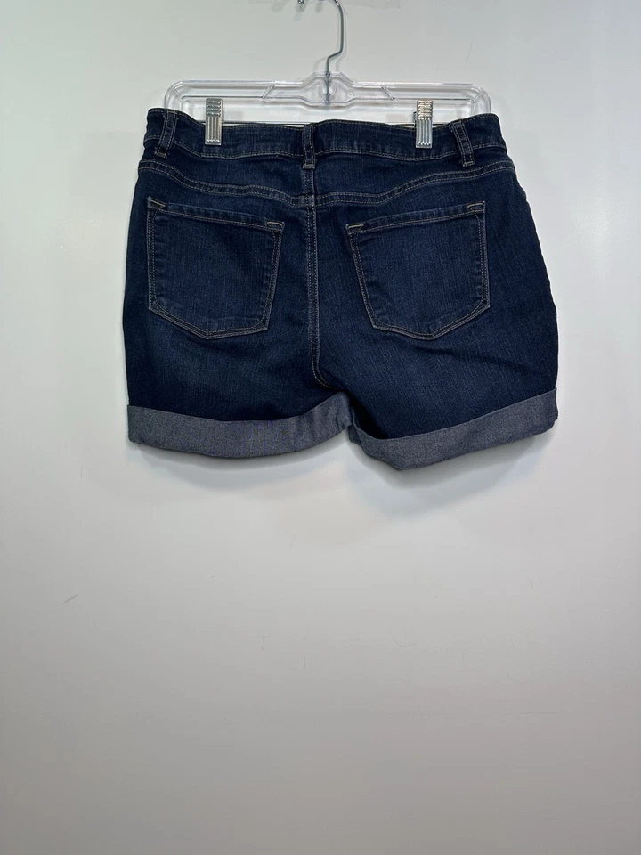 APT. Pantalones cortos de mezclilla para mujer 9 Essentials talla 6 lavado oscuro con puños elásticos  Foto 3 de 4