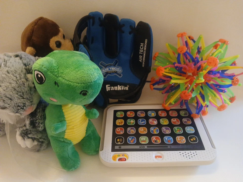 Lote de juguetes* Incluye tableta para bebé Fisher Price GRIS edades 1 a 3 años lote de 6 piezas INL#420 Foto 2 de 4