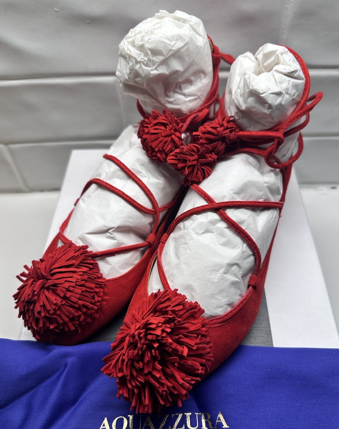 NUEVO Aquazzura Sunshine Gamuza Pom-Pom Bailarina Lápiz Labial Plano Rojo Talla EU 35 US 5
