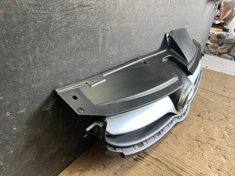 Parrilla superior delantera OEM Q0327 DG Hyundai Elantra 2011 2012 2013 Foto 3 de 4