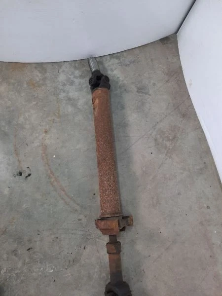 Eixo de transmissão traseiro 139" Wb 2WD C6 transmissão compatível com 86-90 Ford F150 Pickup 197518 - Imagem 2 de 4