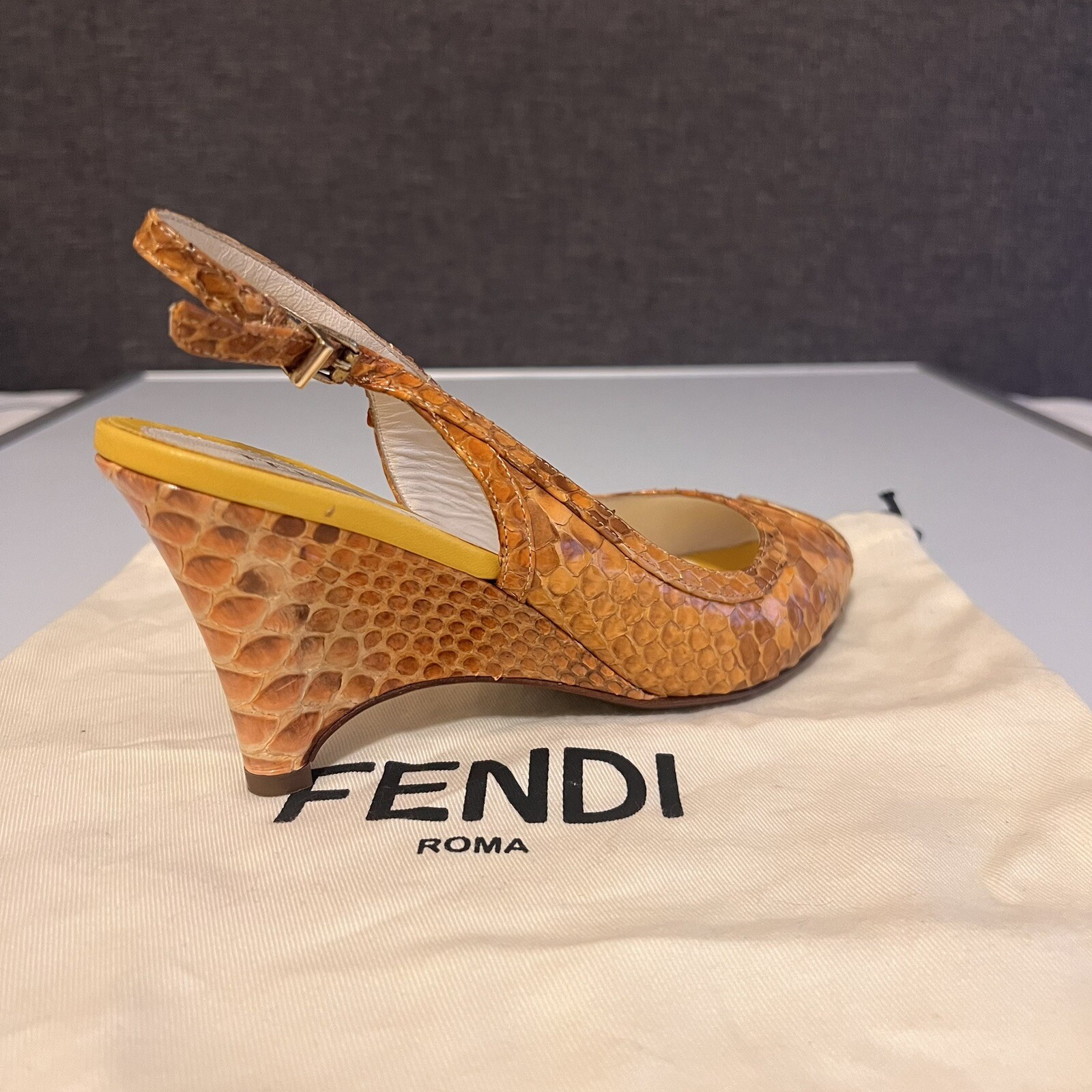 FENDI YELLOW PYTHON LEATHER PLATFORM HEELS SIZE 37 - image 17