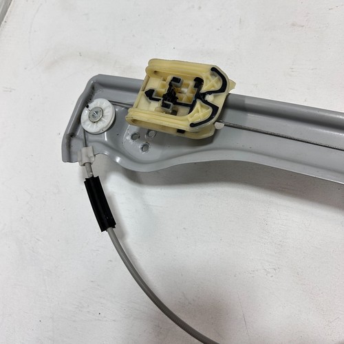 Front Left / Driver Door Window Regulator & Motor GMC Terrain 2018-2023 OEM - Picture 5 of 23