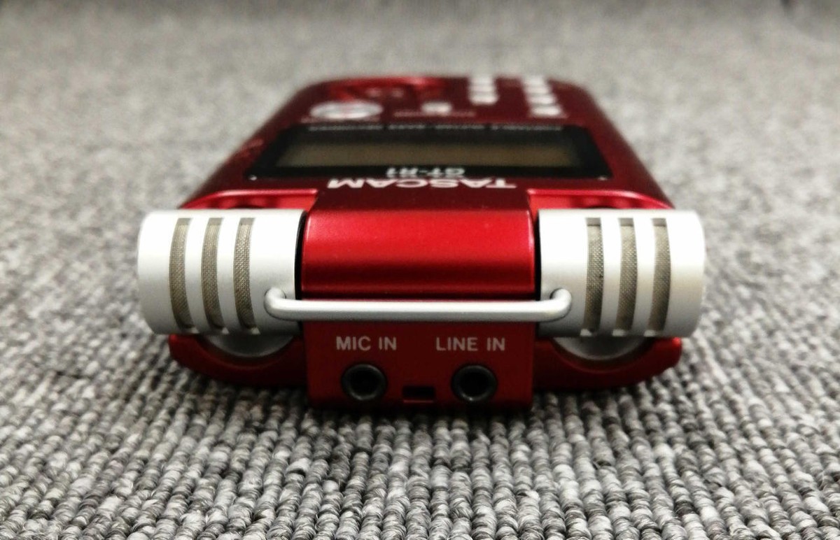 TASCAM GT-R1 ポータブルレコーダー GT-R1 | Portable Guitar / Bass Recorder | TASCAM