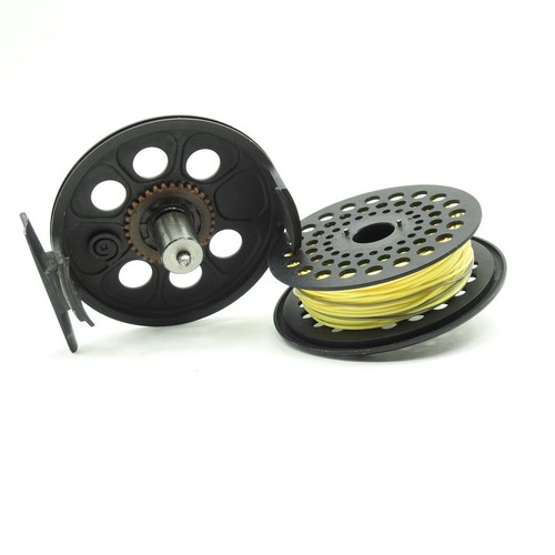 Ross Gunnison G-3 Fly Fishing Reel. Made in USA. W/ Case. - Picture 8 of 8