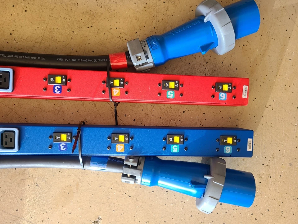 Vertiv Rack PDU-In/Out Monitored-Switched-[24xC13][6xC19]  - Image 3 of 4