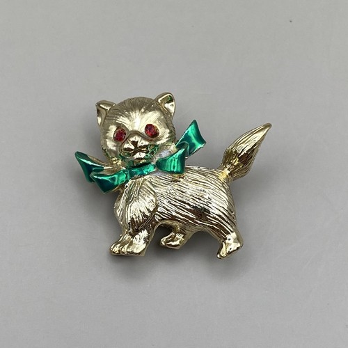 Vintage Holiday Dog Fox Cat Rhinestone Enameled Christmas Pin Brooch Gold Tone - Picture 1 of 3