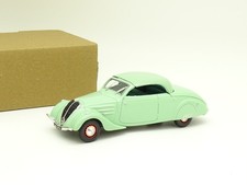 Norev SB 1/43 - Peugeot 402 Eclipse Green