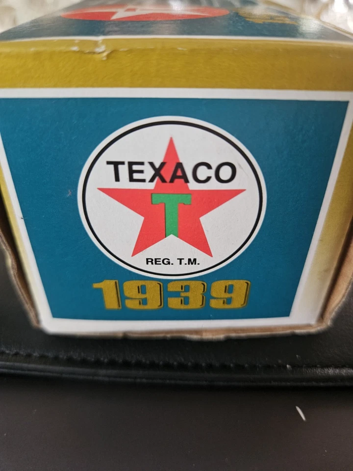 Винтажный ERTL 1993 Texaco литой 1939 Dodge Airflow монета банк и ключ неиспользованный в коробке - Изображение 3 из 4